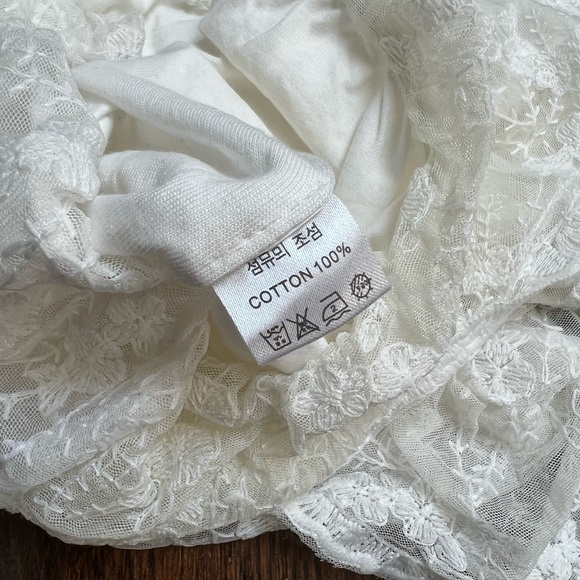 Lace blouse - Picture 6 of 7